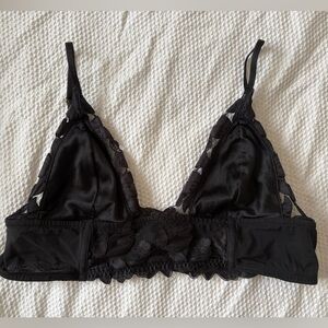 Victoria’s Secret Black Lined Lace Bralette